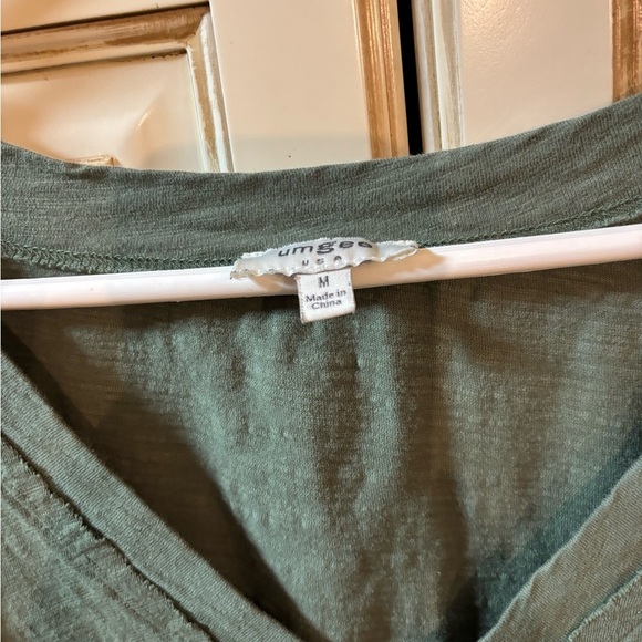 Umgee ladies top medium - Picture 7 of 8